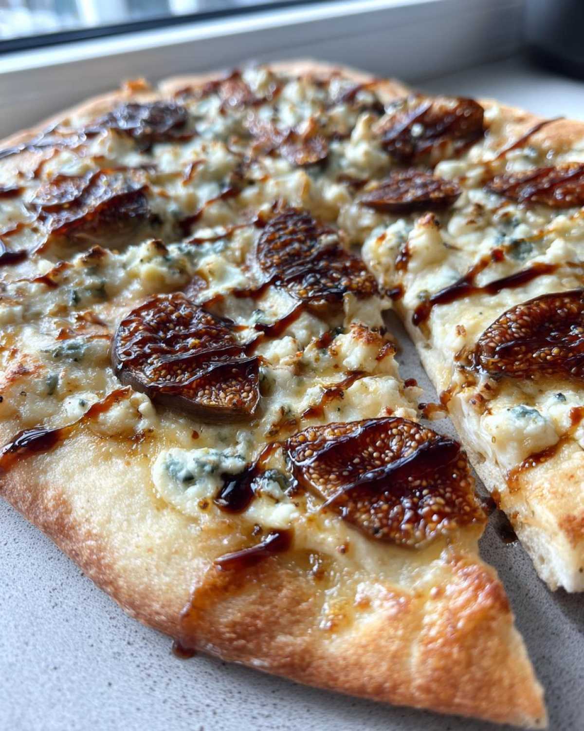 Blue Cheese & Fig Flatbread - detail 3
