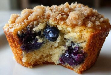 Blueberry streusel muffins