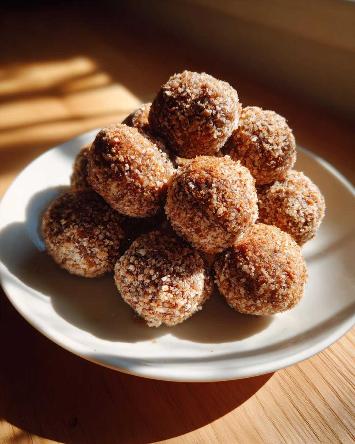Cinnamon Apple Energy Bites (No-Bake) - detail 1