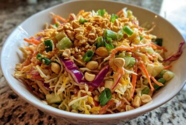 Crunchy Asian Ramen Slaw