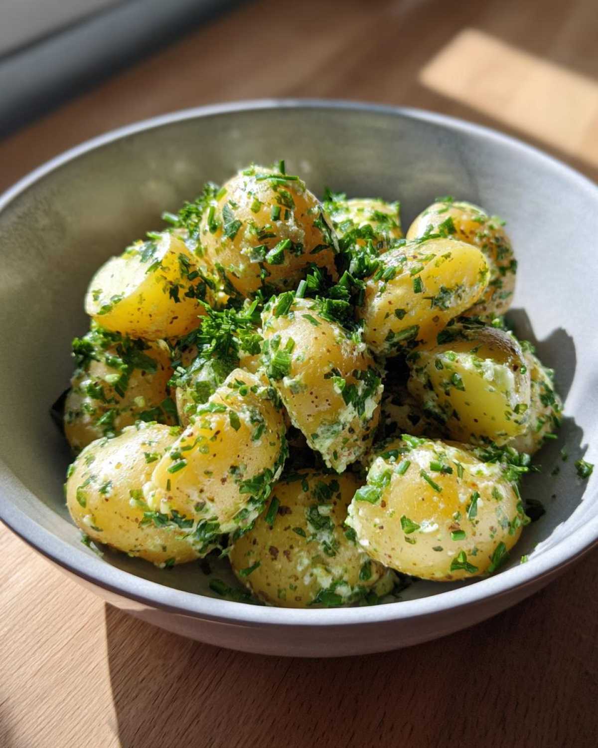New potato salad - detail 1
