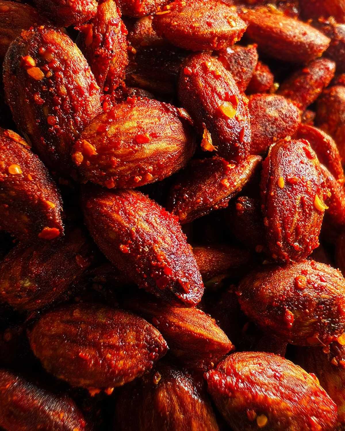 Smoky Paprika Almonds - detail 4