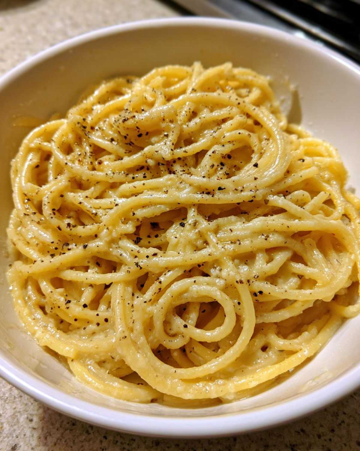 Spaghetti Cacio e Pepe - detail 1