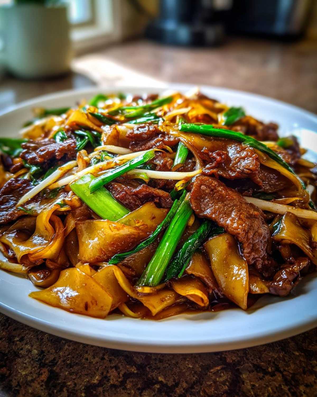 Chinese Beef Chow Fun - detail 2