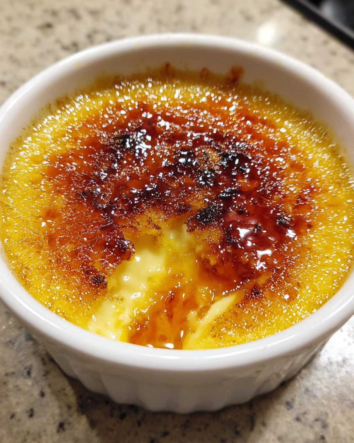 Classic Crème Brûlée - detail 4
