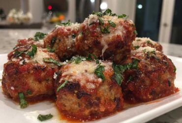 Mini Chicken Parmesan Meatballs