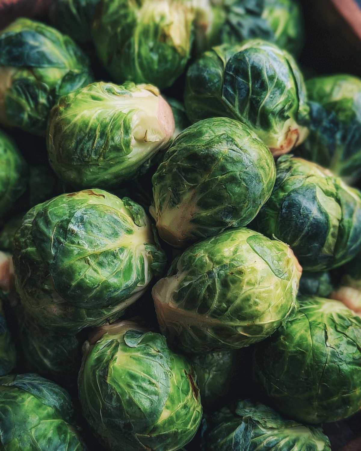 Roasted Brussels Sprouts with Balsamic Glaze - detail 4