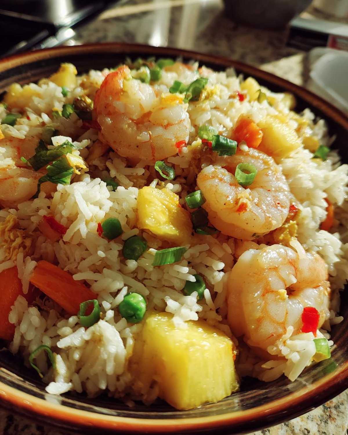 Shrimp Fried Rice with Pineapple - detail 3