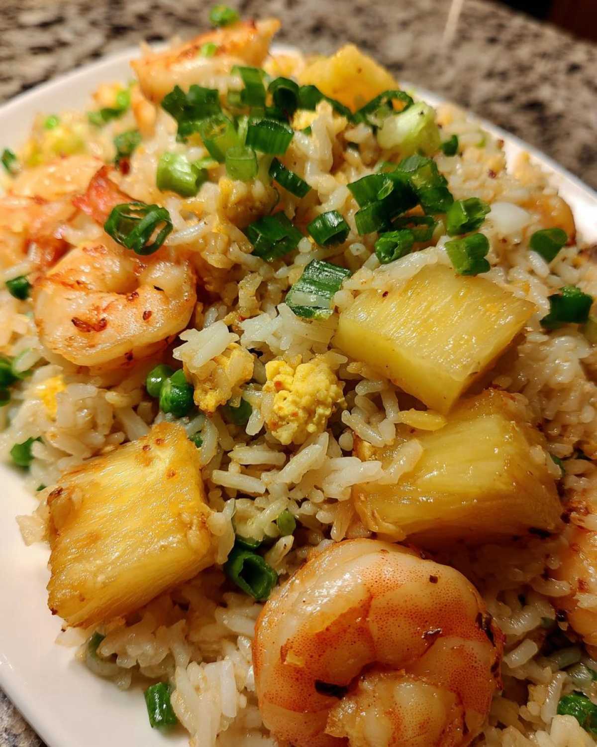 Shrimp Fried Rice with Pineapple - detail 4