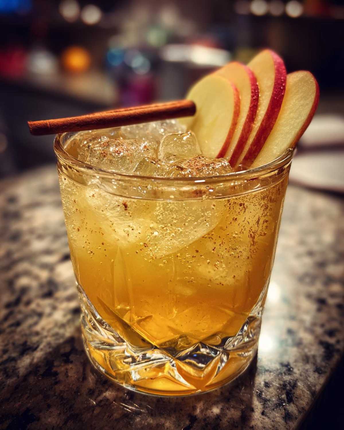 Apple Cider Margarita (Autumn Cocktail Twist) - detail 2