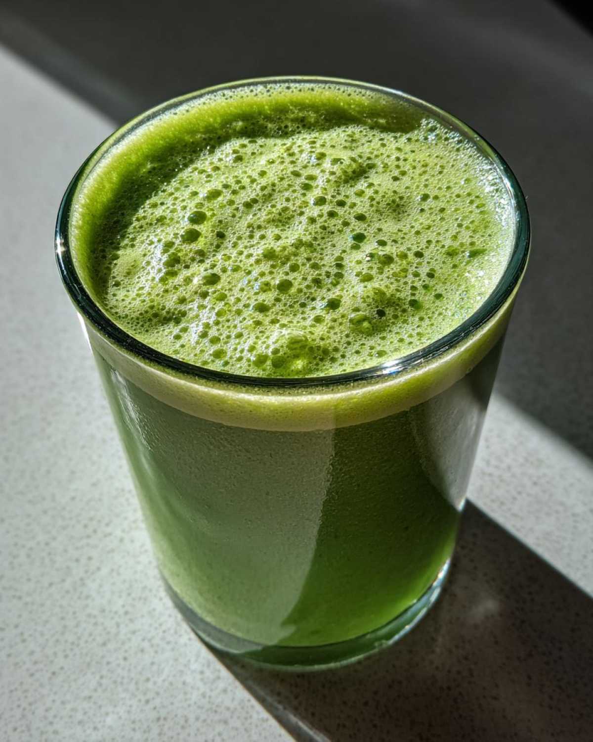 Minty Green Monster Smoothie (Healthy Morning Boost) - detail 3