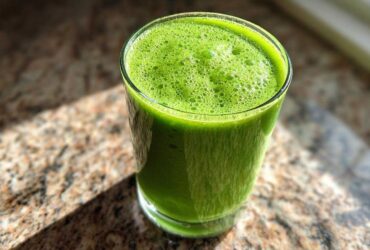 Minty Green Monster Smoothie (Healthy Morning Boost)