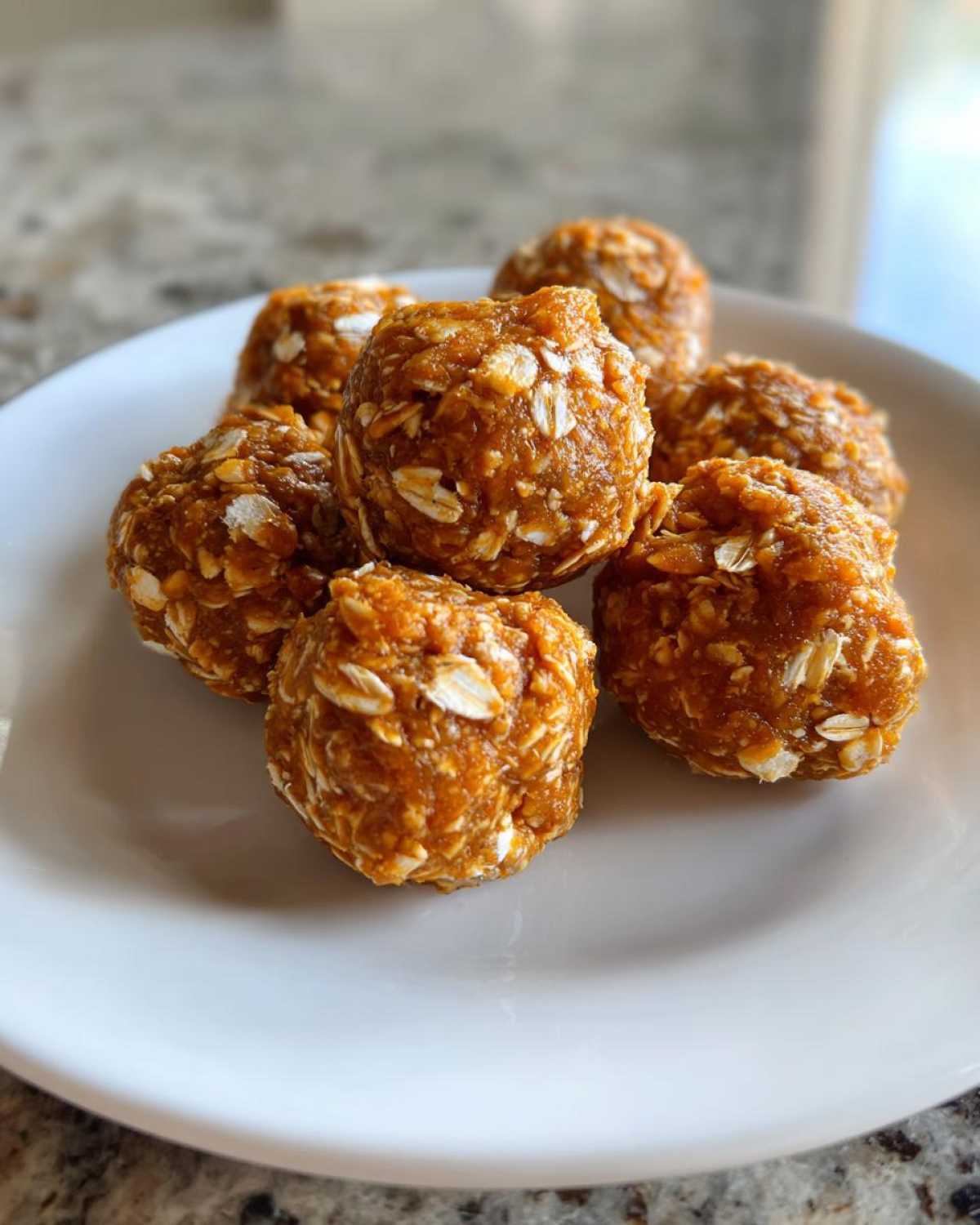 Pumpkin Spice Energy Bites (No-Bake Snack) - detail 3