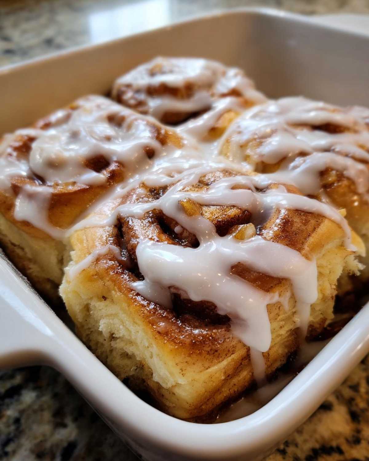 Apple Cinnamon Rolls - detail 2