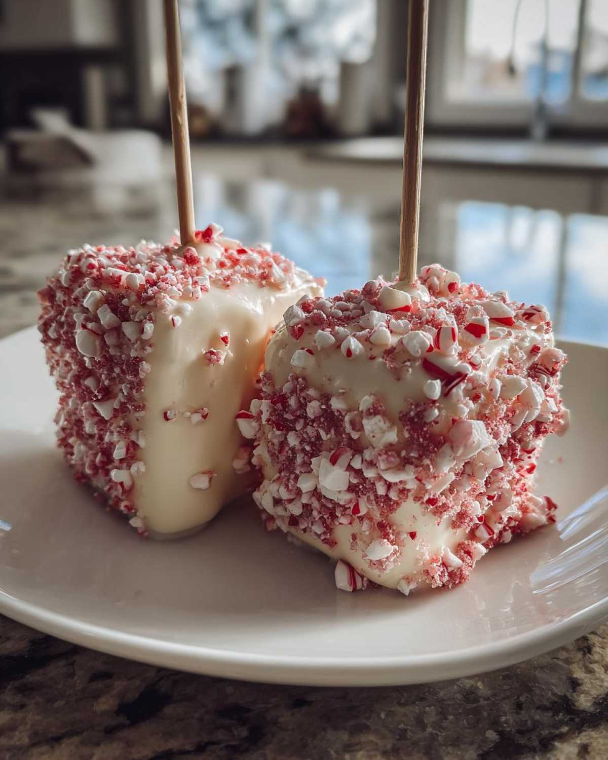 Candy Cane Marshmallow Pops - detail 3