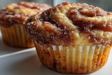 Cinnamon Roll Eggnog Muffins