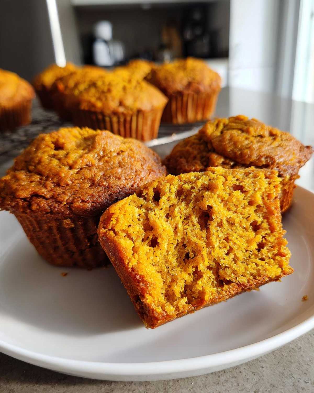 Classic pumpkin muffins - detail 3