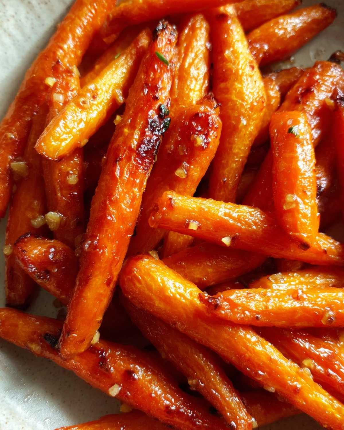 Maple Dijon Glazed Carrots - detail 3
