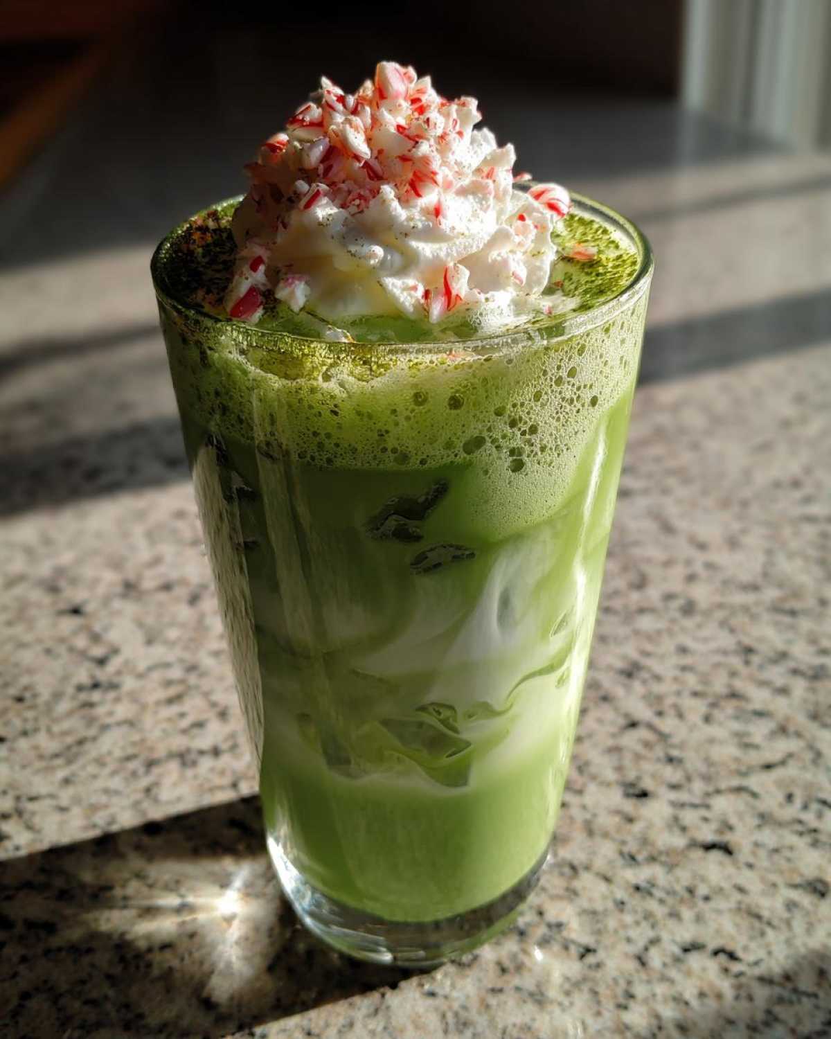 Matcha Peppermint Latte - detail 1