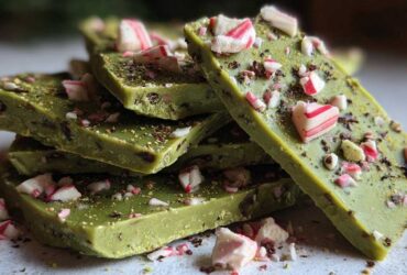 Matcha and Mint Peppermint Bark