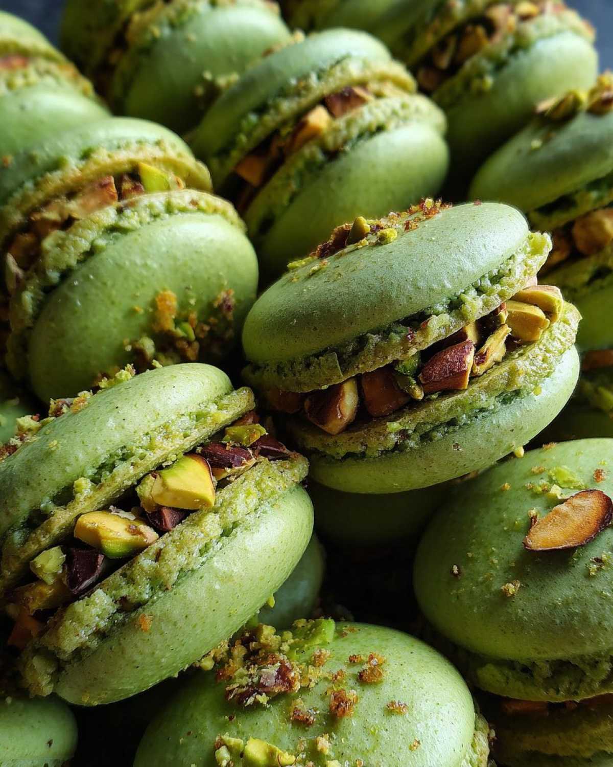 Pistachio Cardamom Macaroons - detail 3