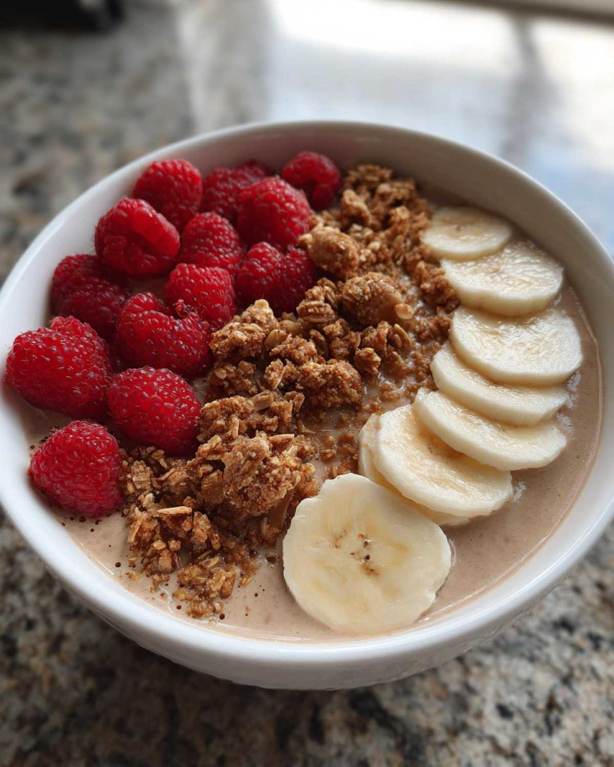 Plant-Based Gingerbread Smoothie Bowl - detail 2