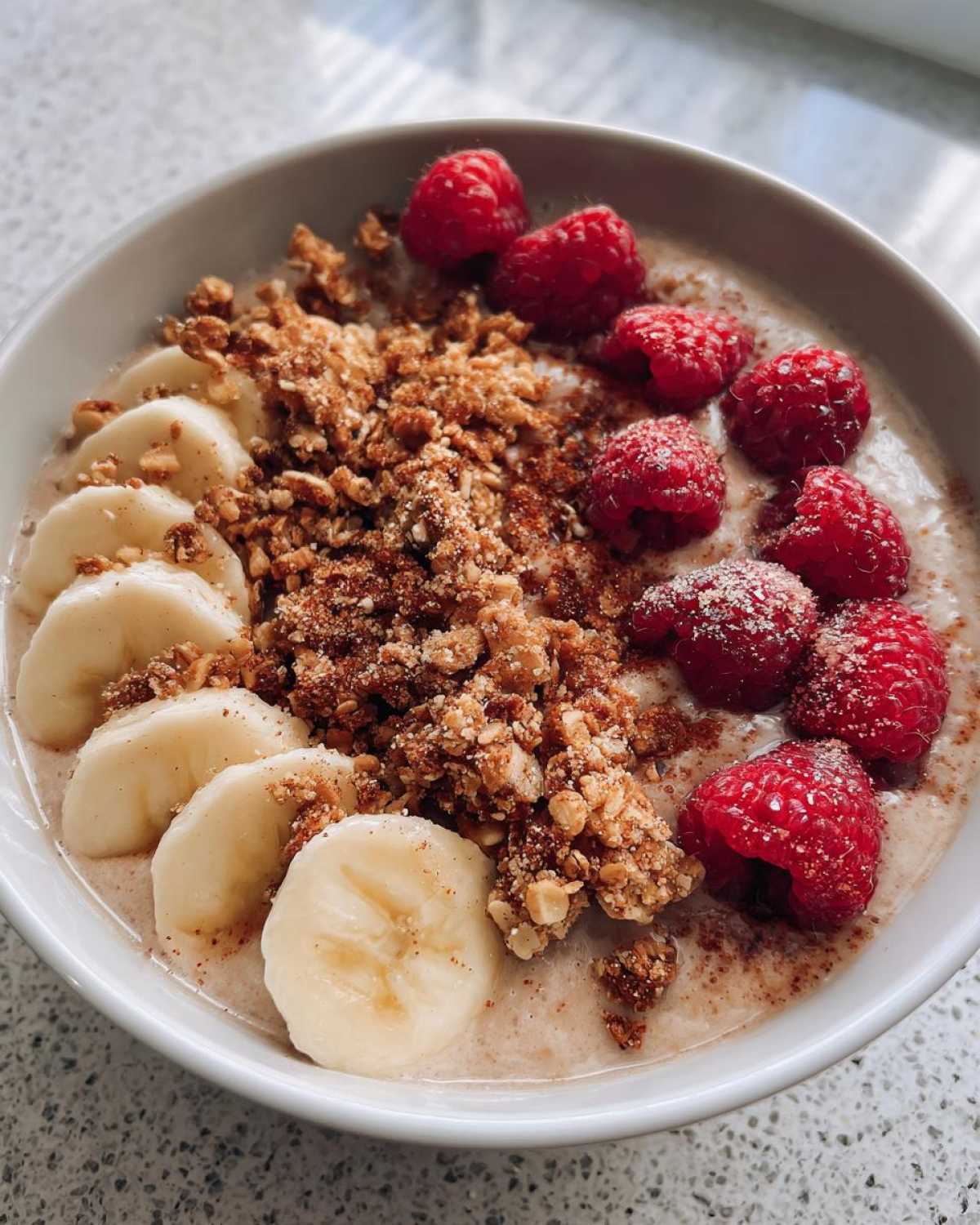 Plant-Based Gingerbread Smoothie Bowl - detail 3