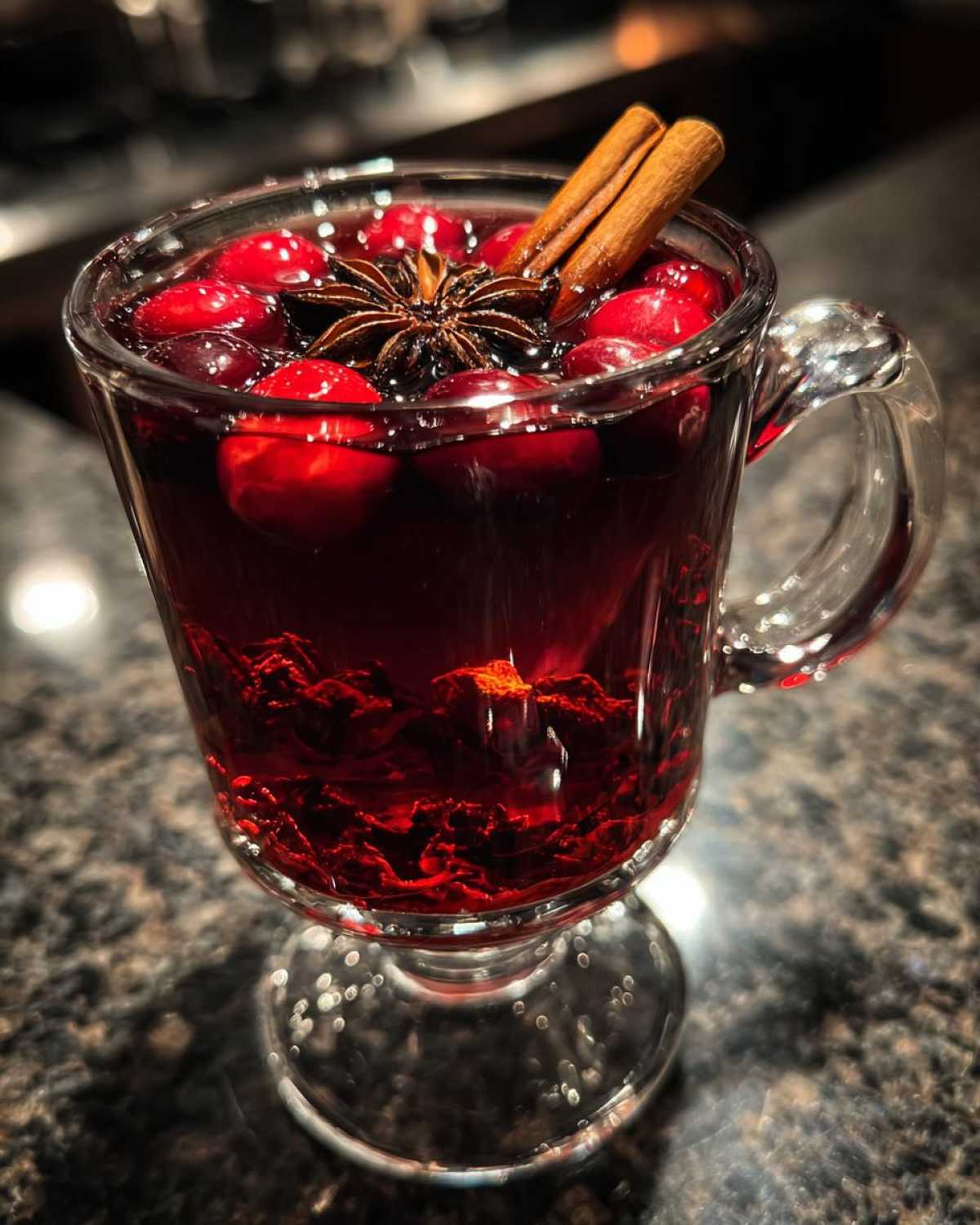 Spiced Cranberry Mulled Wine - detail 1