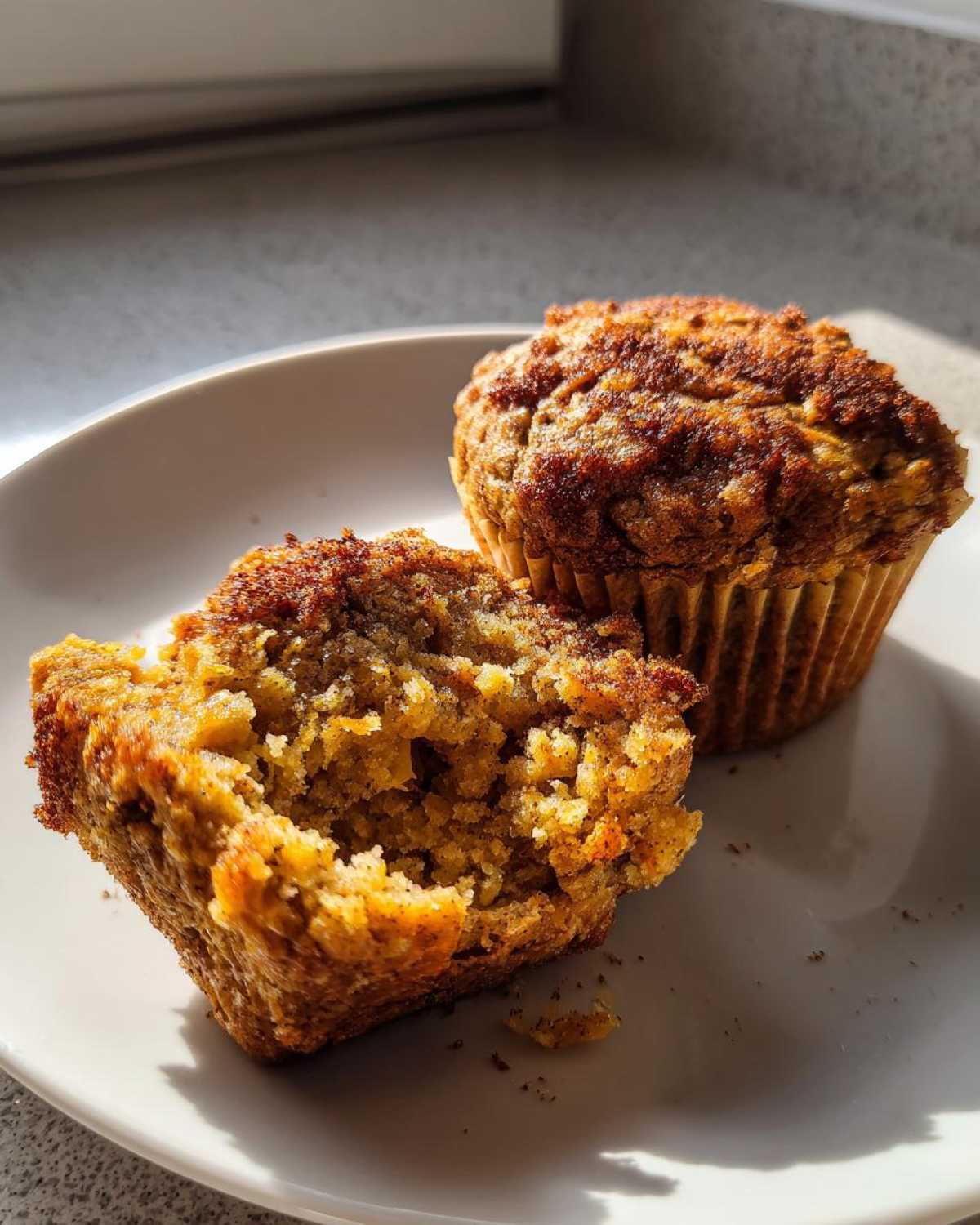 Vegan banana muffins - detail 1