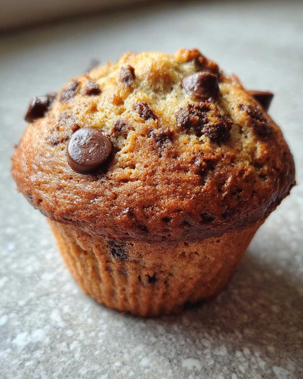 Vegan chocolate chip muffins - detail 2
