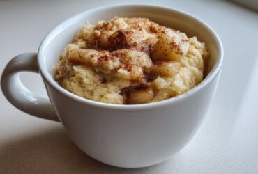 Apple Cinnamon Mug Cake (Instant)