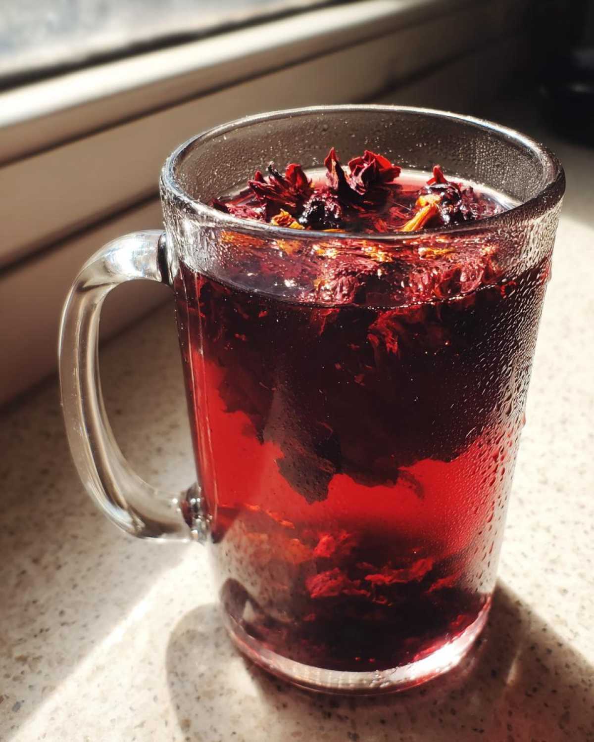 Berry Hibiscus Herbal Tea Blend - detail 3