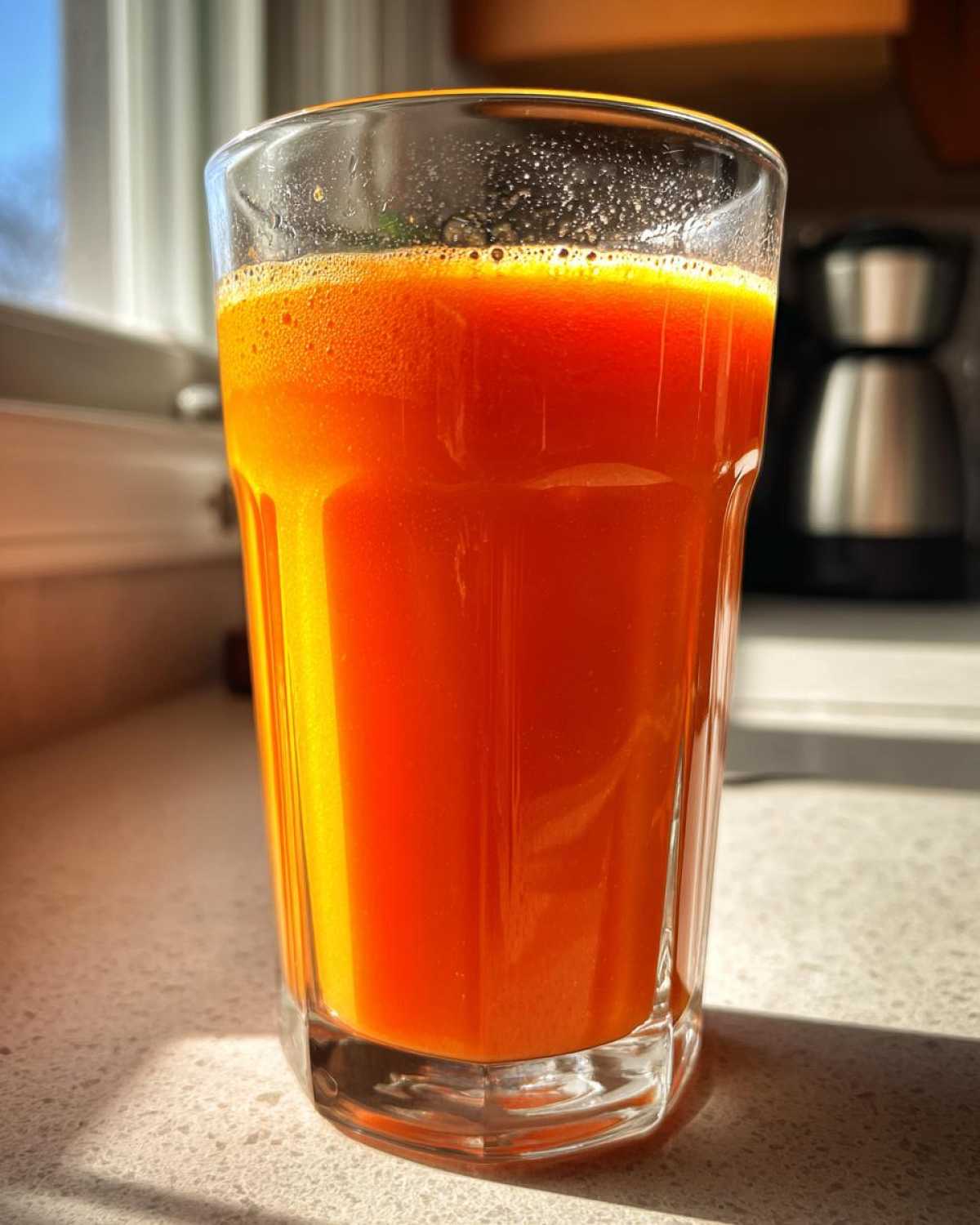 Carrot Ginger Wellness Juice - detail 1
