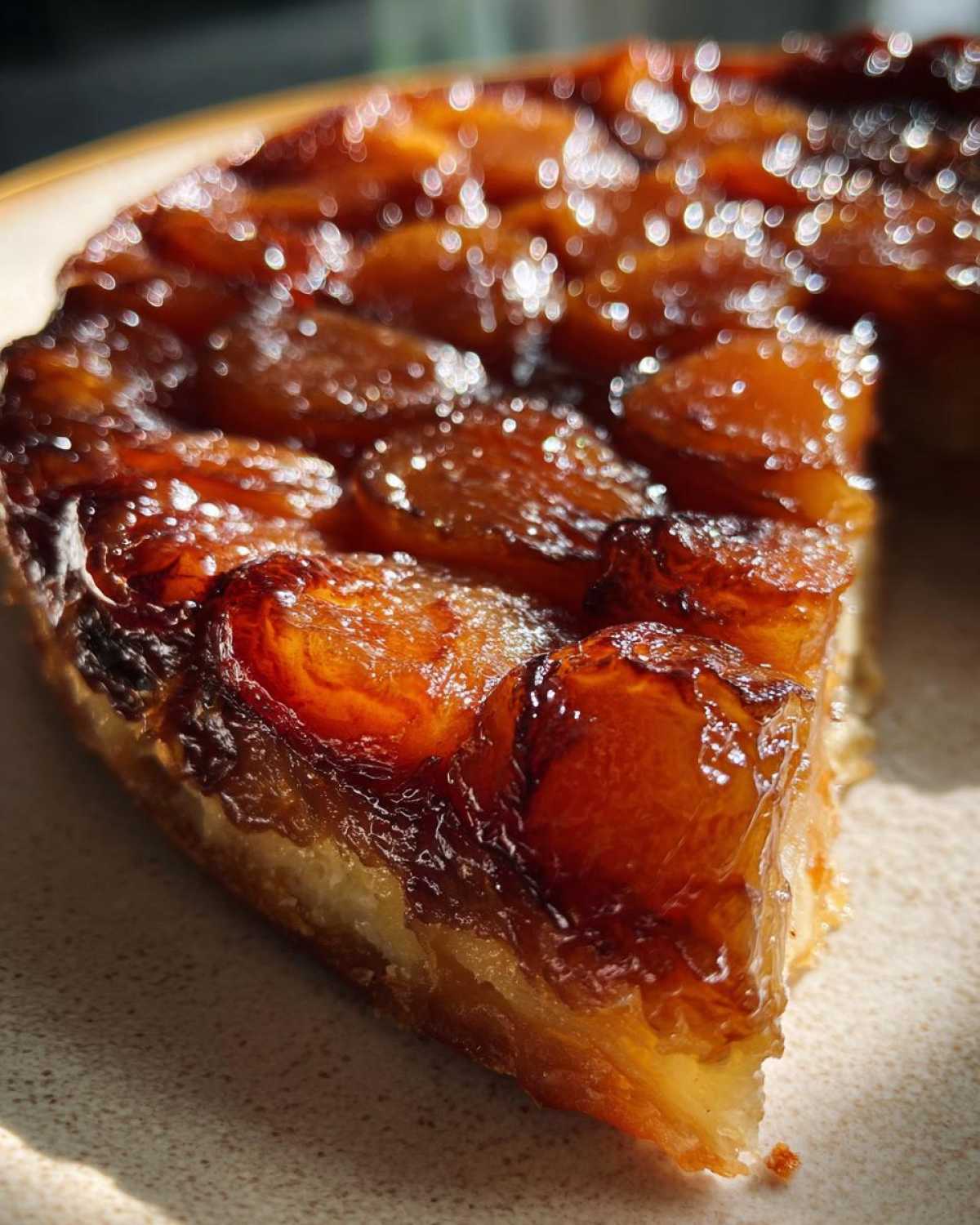 Classic French Tarte Tatin - detail 2
