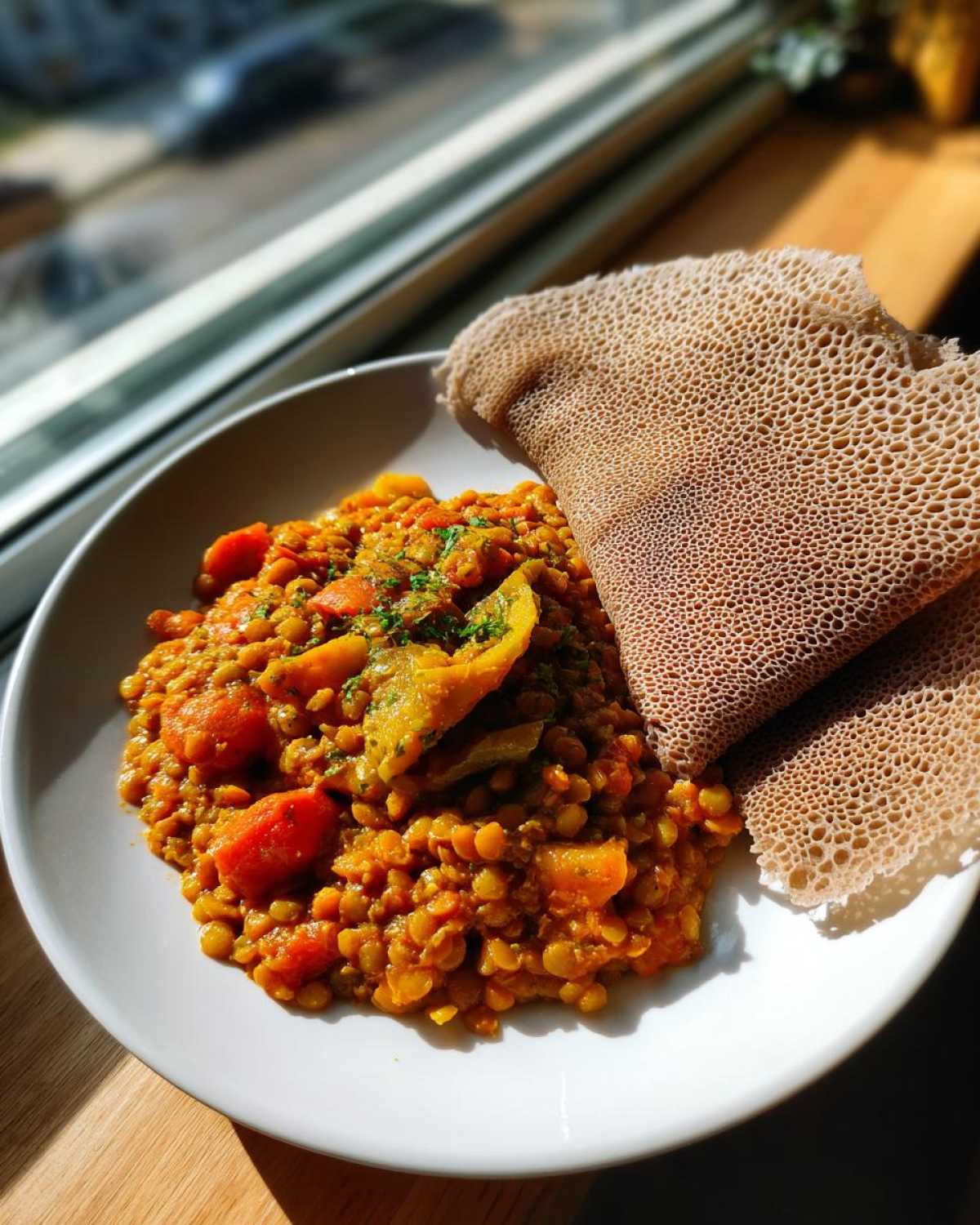 Ethiopian Lentil Stew with Injera - detail 1