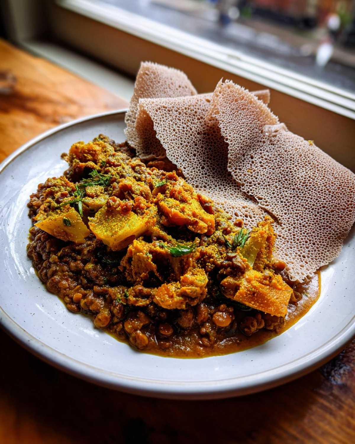 Ethiopian Lentil Stew with Injera - detail 4