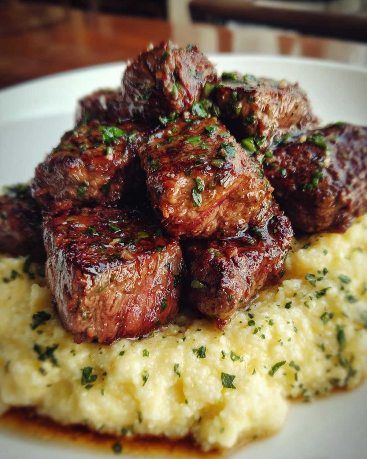 Garlic Butter Steak Bites with Herb Polenta - detail 4