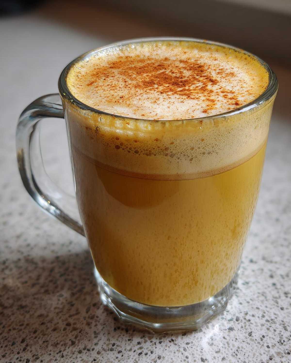 Golden Oatmeal Milk Latte - detail 2