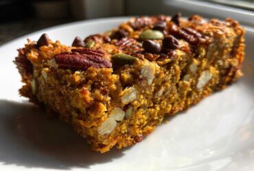 Healthy Pumpkin Spice Granola Bars