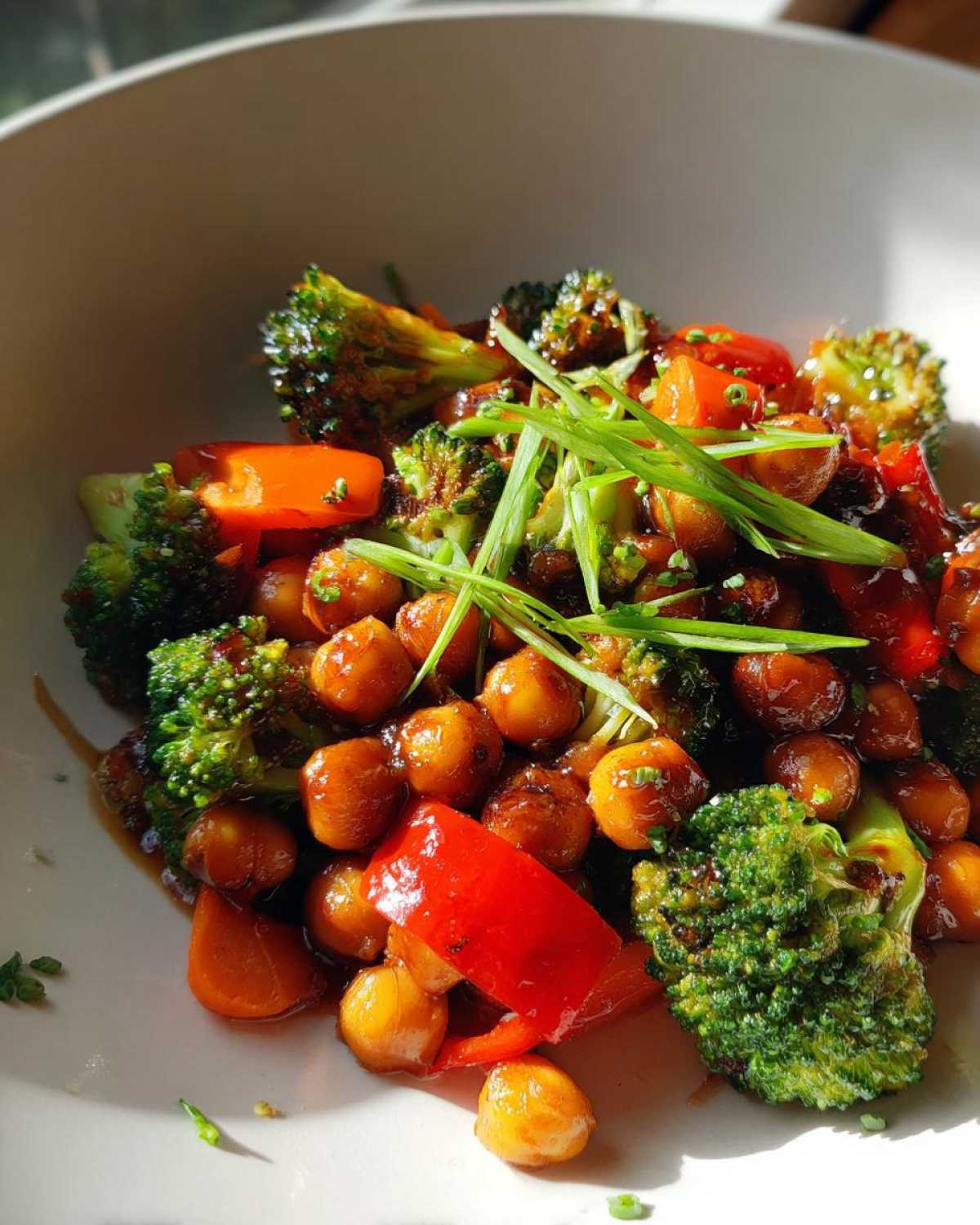 Honey Garlic Chickpea Stir Fry - detail 3