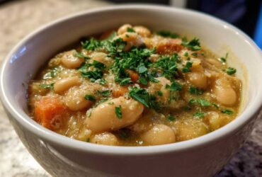 Instant Pot White Bean Stew