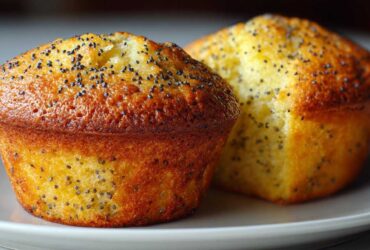 Lemon Poppy Seed Muffins (Low Sugar)