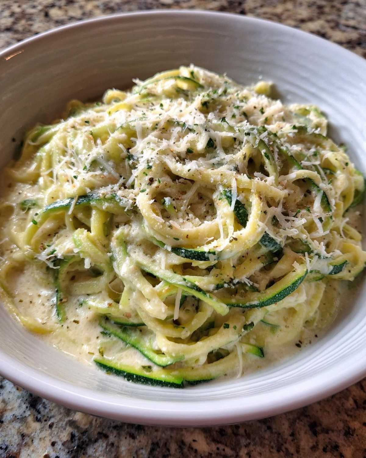 Parmesan Zucchini Noodle Alfredo - detail 1