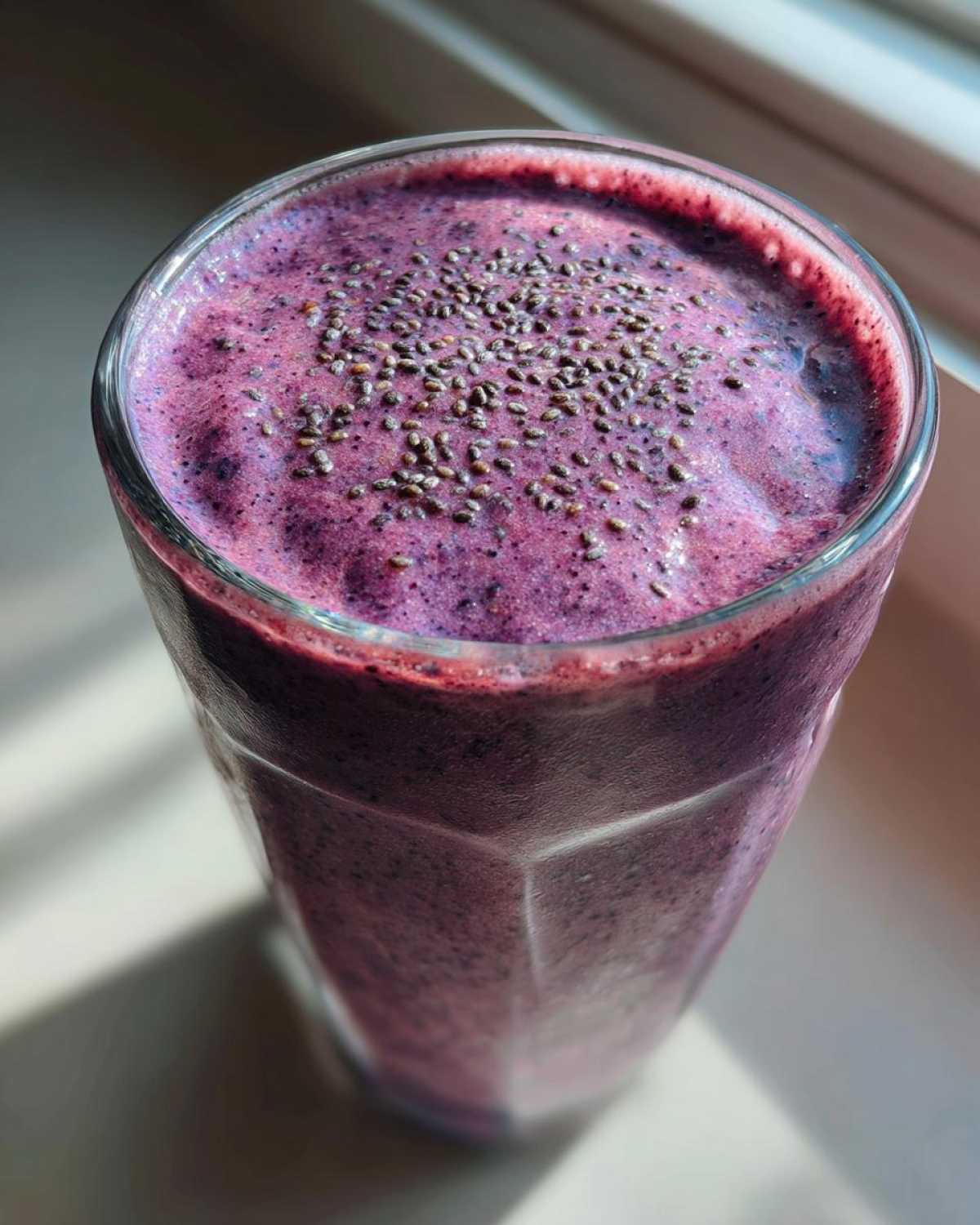 Protein Packed Berry Kefir Smoothie - detail 2