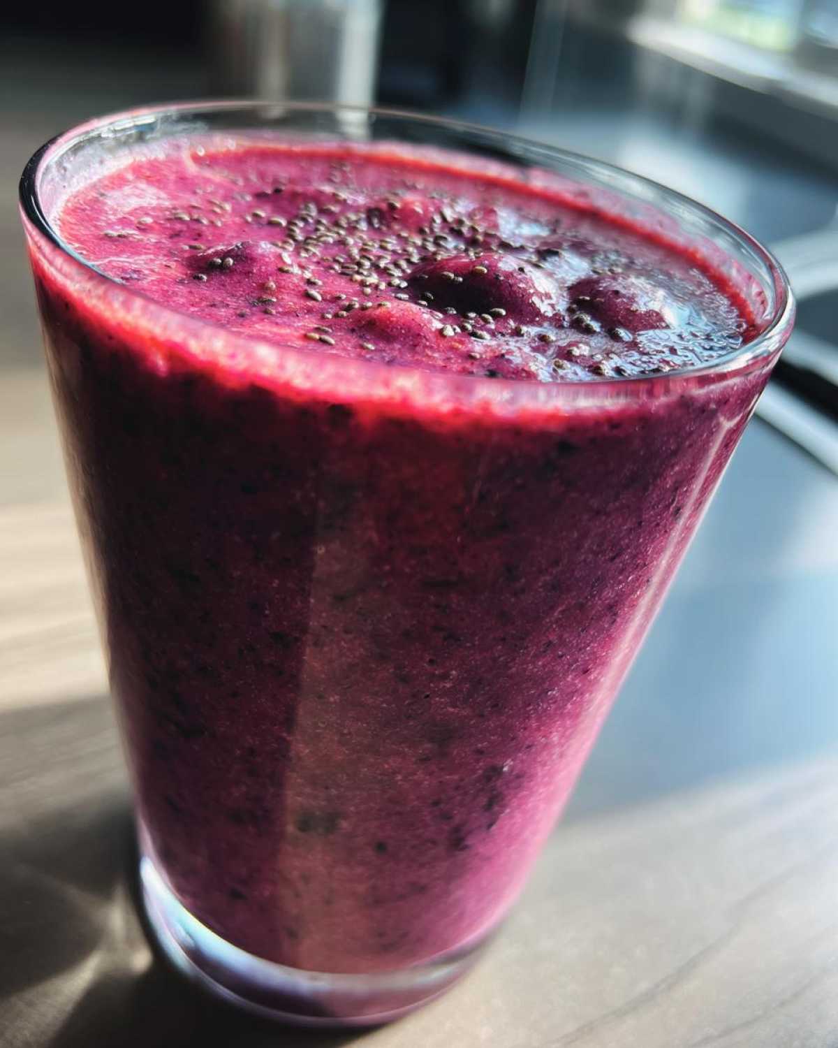 Protein Packed Berry Kefir Smoothie - detail 3