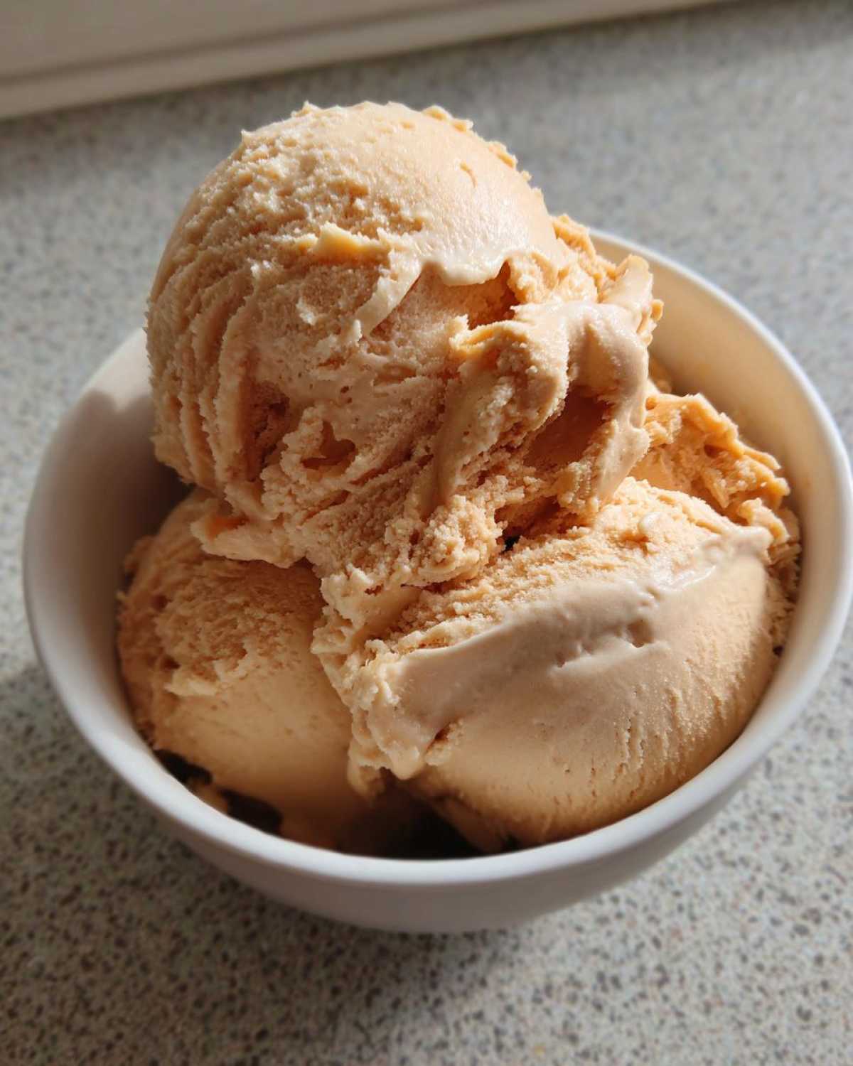 Protein Peanut Butter Banana Ice Cream - detail 1