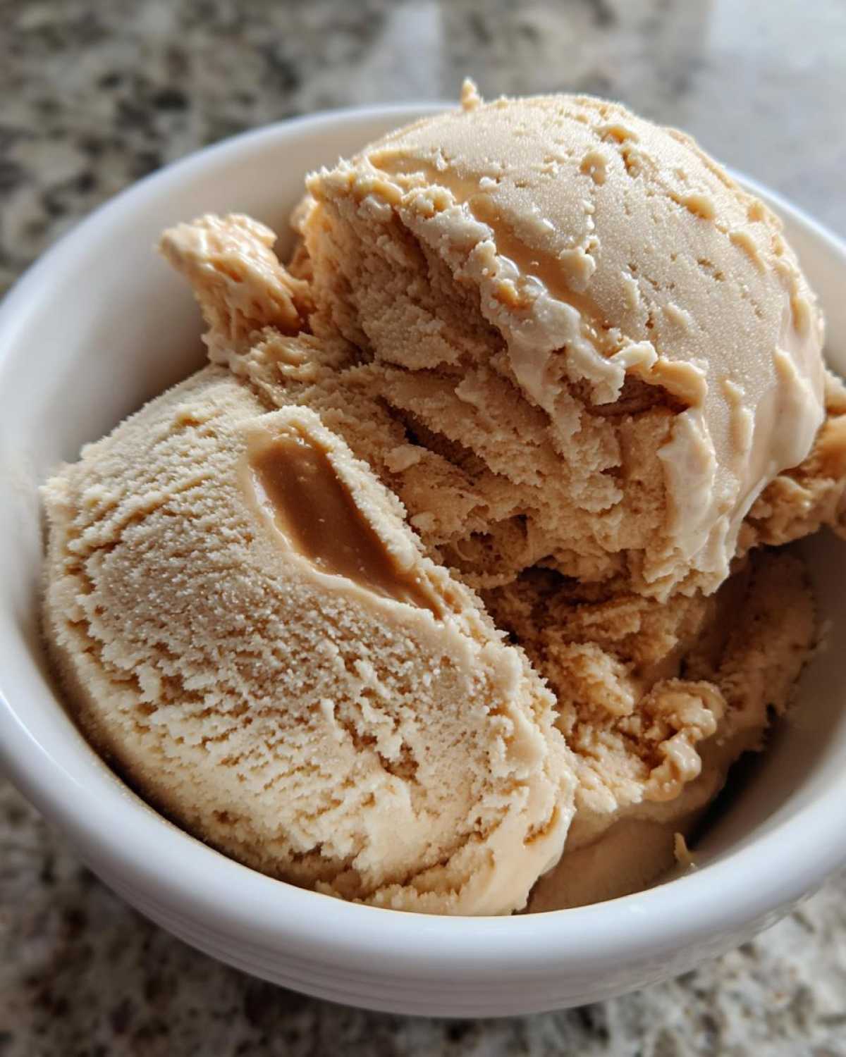 Protein Peanut Butter Banana Ice Cream - detail 2