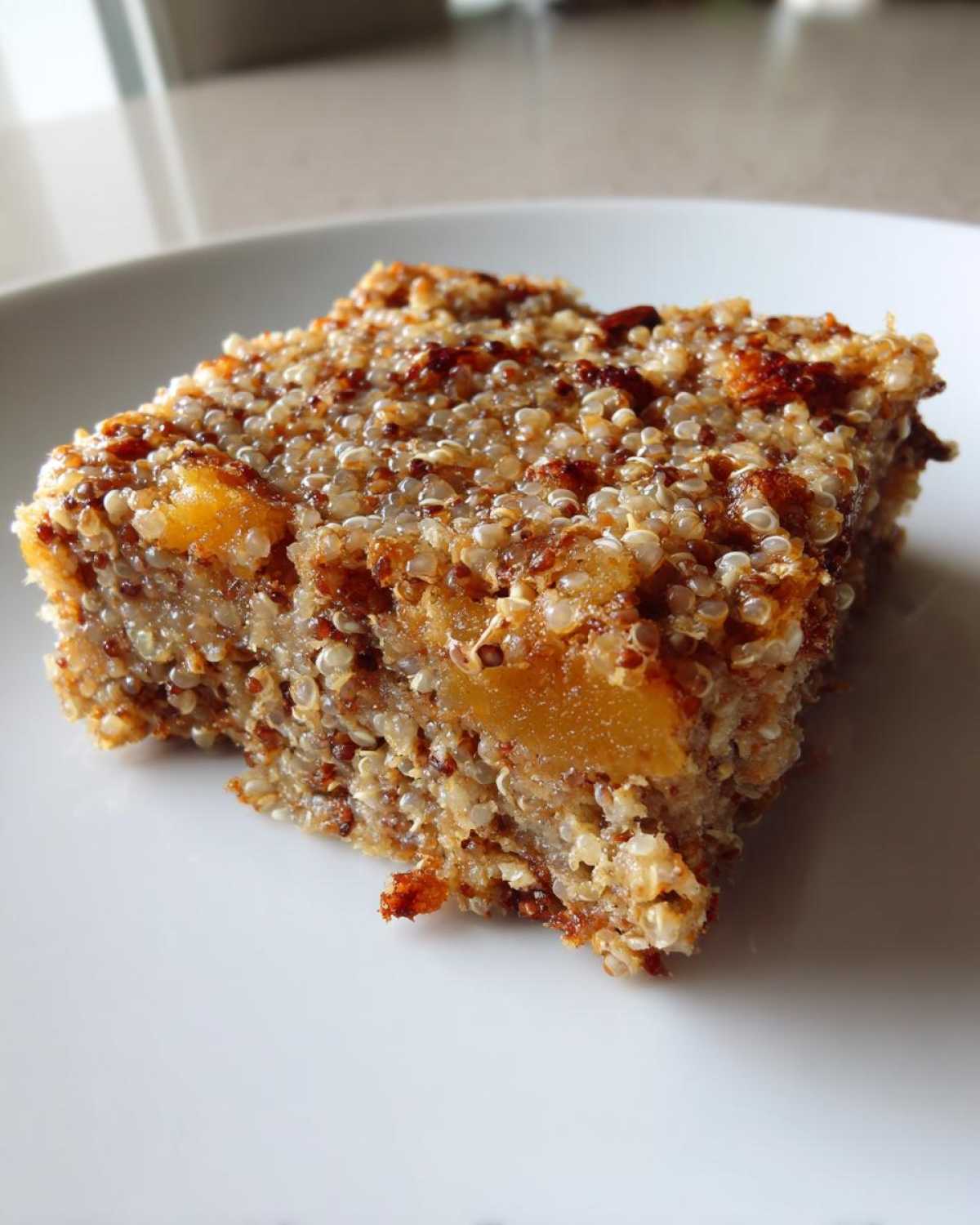 Quinoa Apple Cinnamon Breakfast Bars - detail 2