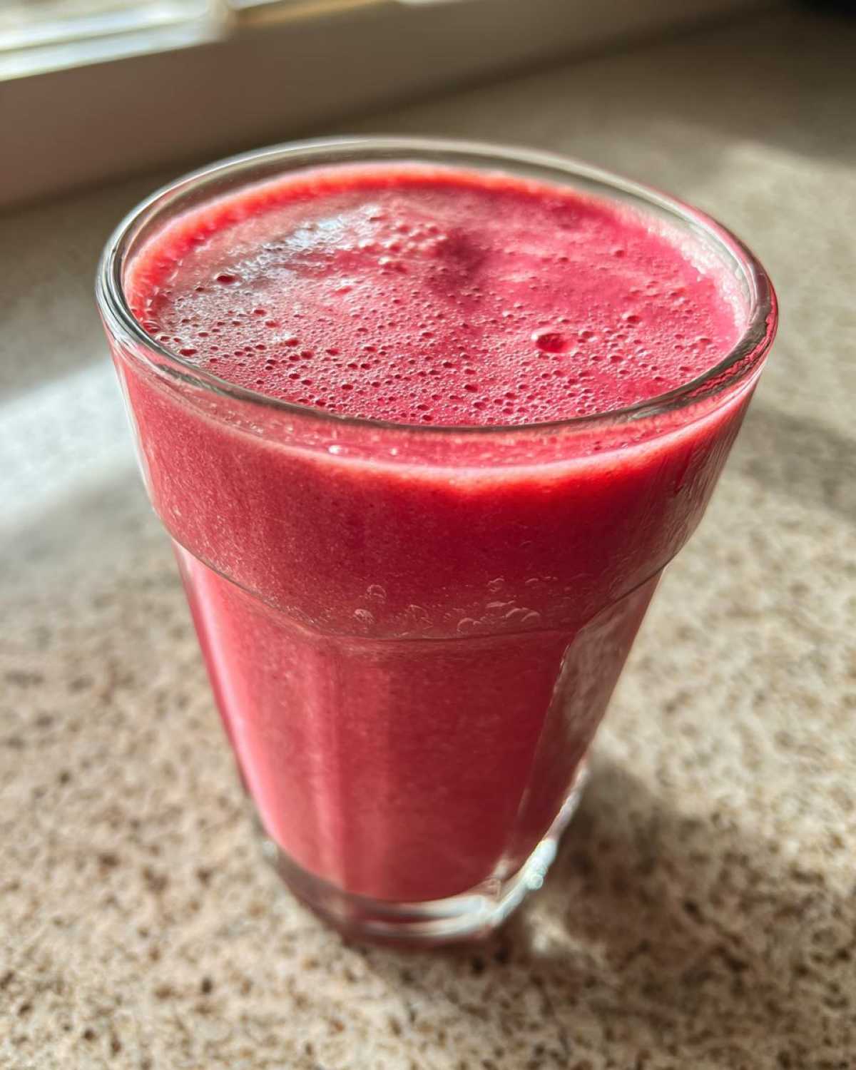 Raspberry Coconut Smoothie (Taylor Swift Style) - detail 2