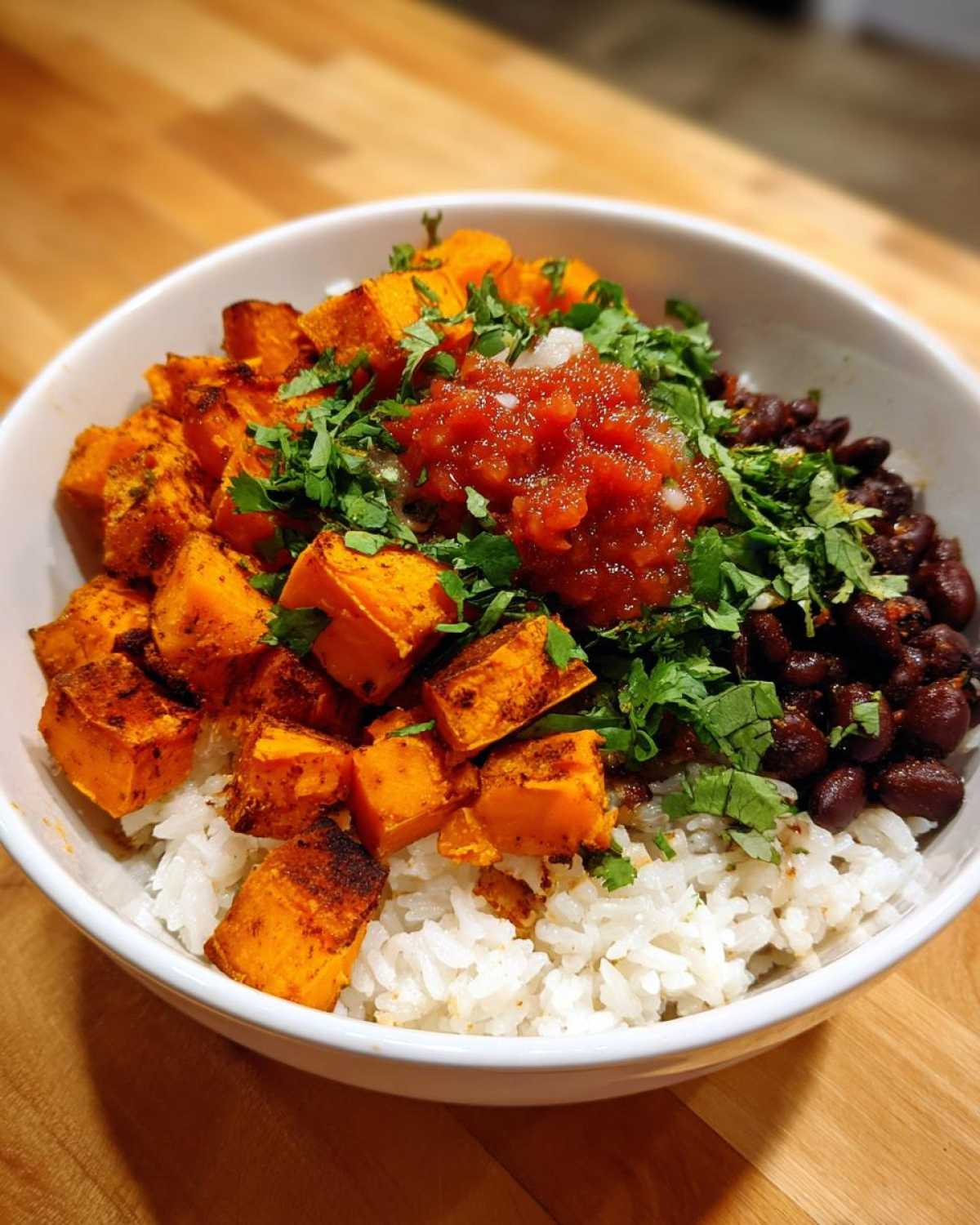 Sweet Potato and Black Bean Burrito Bowl - detail 2